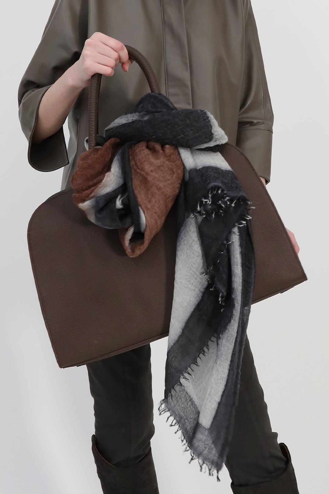 HANDBAG IN ITALIAN LEATHER CHOCOLATE